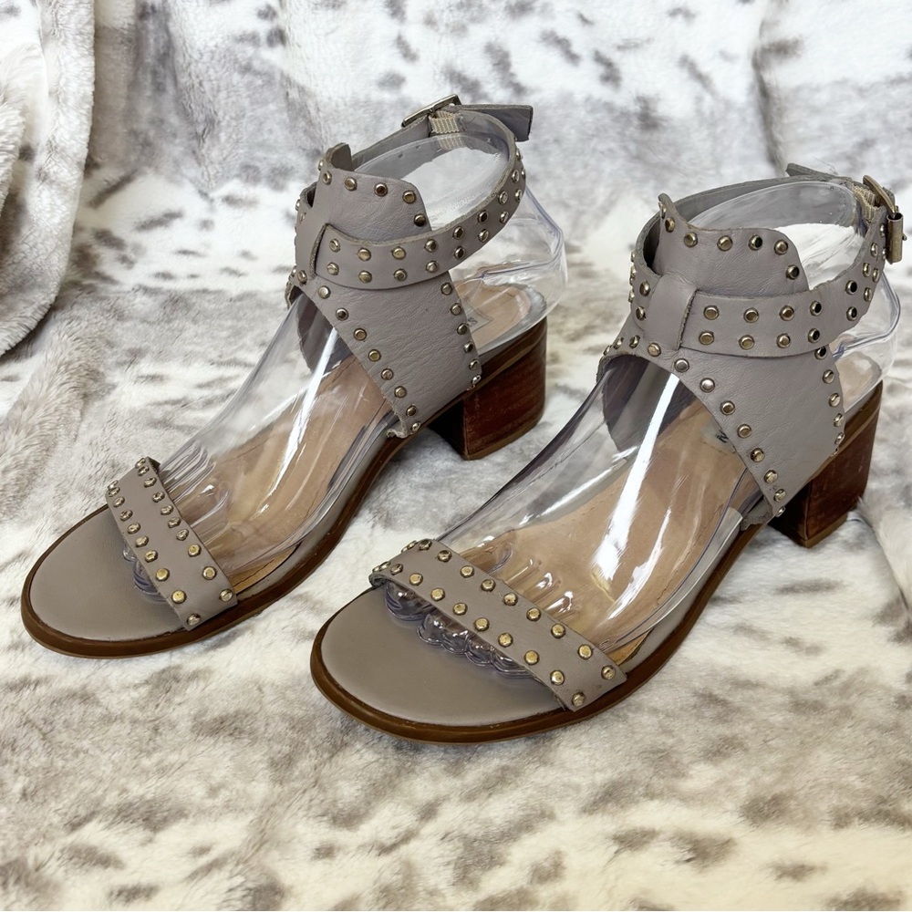 Steve Madden Gila Gray Studded Block Heel Sandals | Size 8.5 - Picture 8 of 14